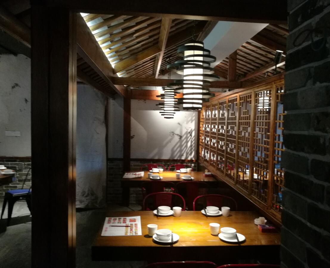 光柏士餐饮照明145720.jpg